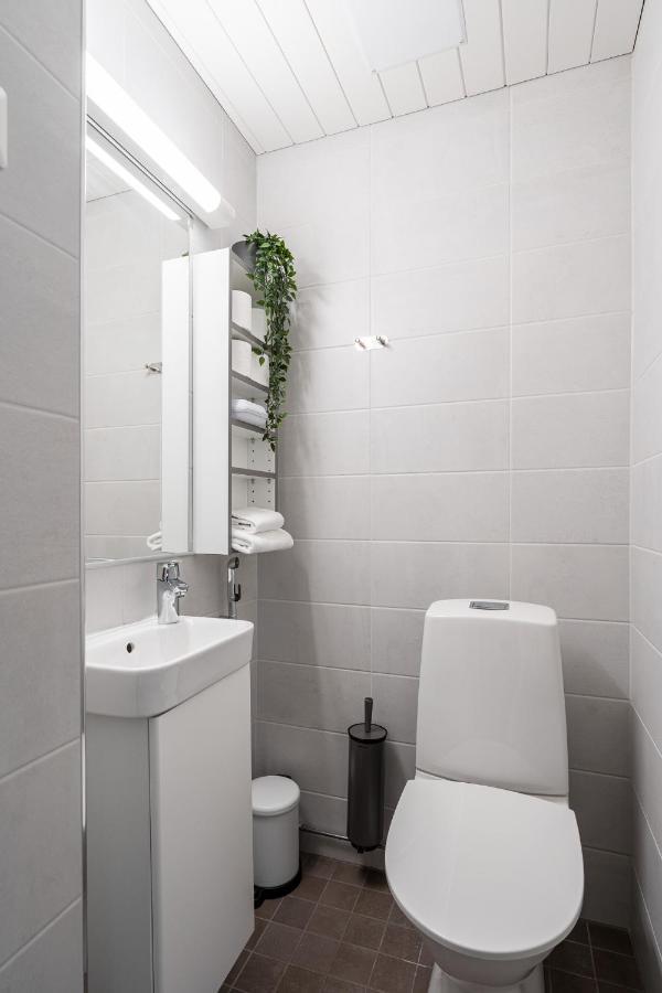 "Penthouse" - Renovated 1Br Apt With Sauna & 60M2 Private Terrace, Hosted By 2Ndhomes Tammerfors Exteriör bild